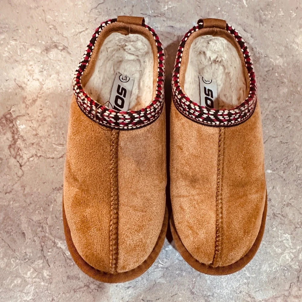 Soda Kids Faux Suede Fur Lined Mules Slippers Tan Brown‎ Braid Trim Size 13 Kids